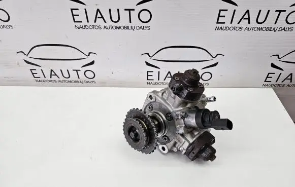 BMW 5 F10 F11 Fuel injection high pressure pump 0445010634 7823463 0928400781