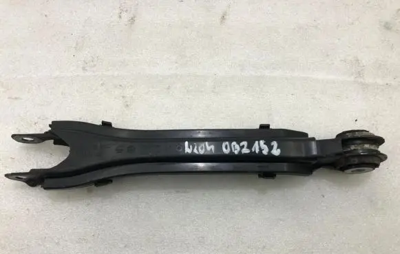 Mercedes-Benz C W204 Rear control arm A2043521488