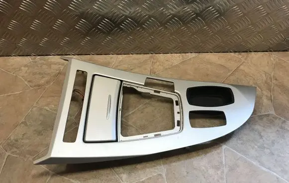 BMW Z4 E89 Center console 9129243