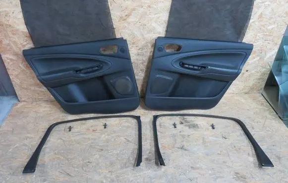 Ford S-MAX Coupe rear side trim panel 