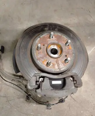 Toyota Yaris Cross Rear wheel hub spindle/knuckle 