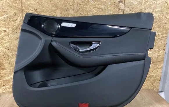 Mercedes-Benz C W205 Front door card panel trim 2450903