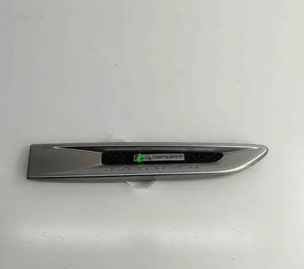 Jaguar XE Fender model badge letters GX7M280B10A