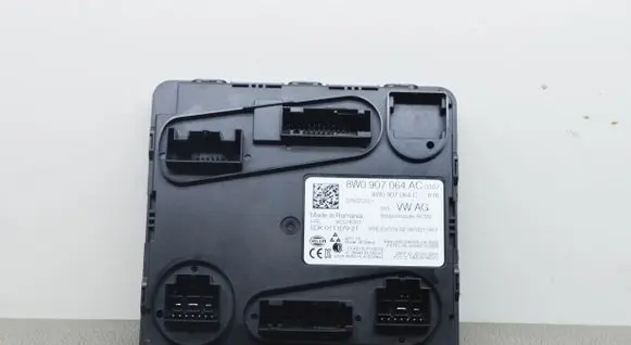 Audi A5 Central body control module 8W0907064AC