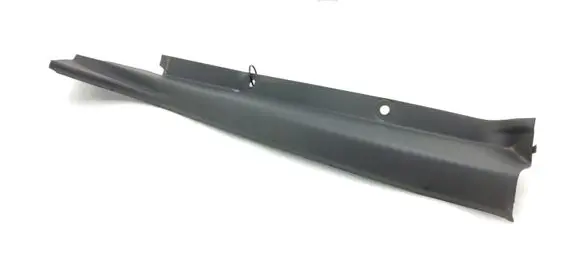 Seat Ibiza III (6L) Rear arch trim 6L4867766D