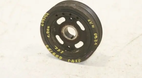 Suzuki SX4 Crankshaft pulley 1261064J00