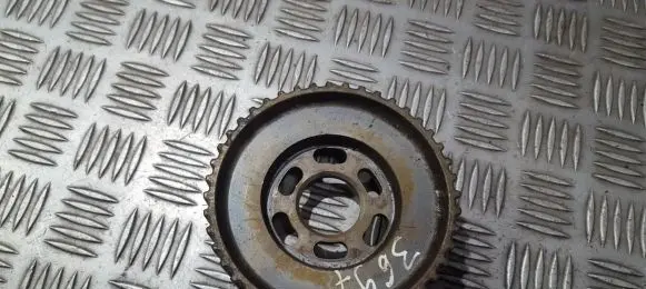 Volkswagen Golf IV Fuel pump gear (pulley) 038130111a