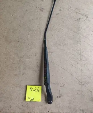 Mazda 3 I Front wiper blade arm 29847291