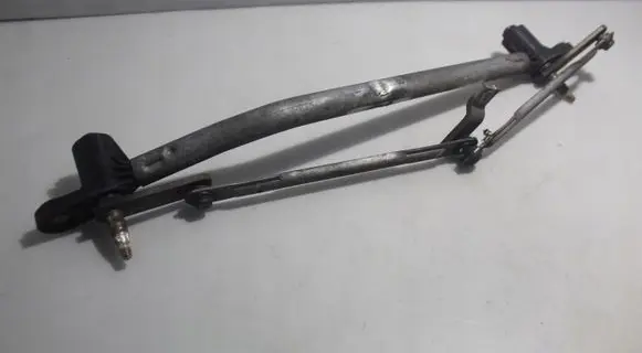 Alfa Romeo 159 Front wiper linkage 