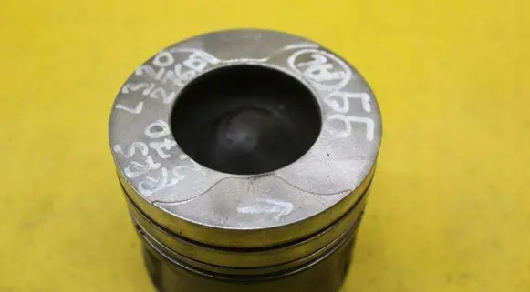 Land Rover Range Rover Sport L320 Piston 