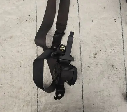 Front seatbelt