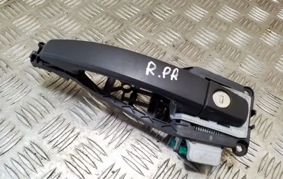 Opel Zafira B Front door exterior handle 366051399