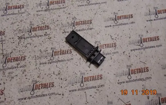 Hyundai i30 Mass air flow meter F00C2G8243