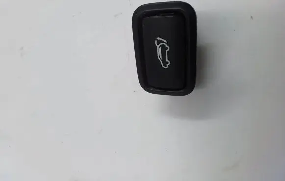 KIA EV6 Tailgate/boot open switch button 81880S9100 120035778 2110140117