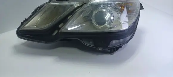 Mercedes-Benz E W212 Headlight/headlamp A2128208561