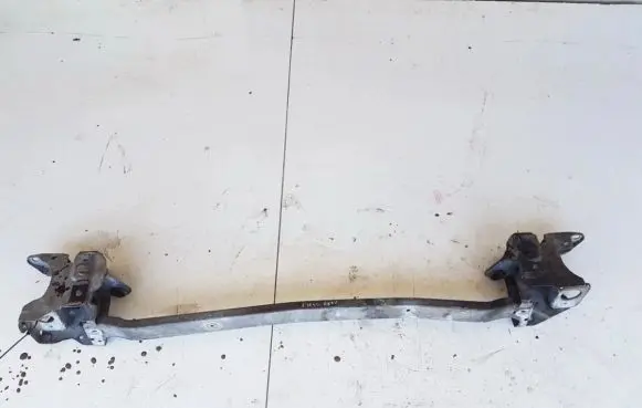 Renault Laguna II Front bumper cross member
