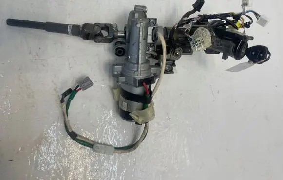 Toyota Yaris Steering wheel axle set 
