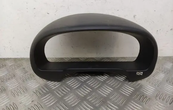 Hyundai i30 Dashboard trim 848302L000