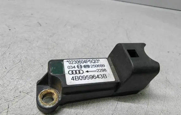 Audi A6 S6 C5 4B Airbag deployment crash/impact sensor 4B0959643B