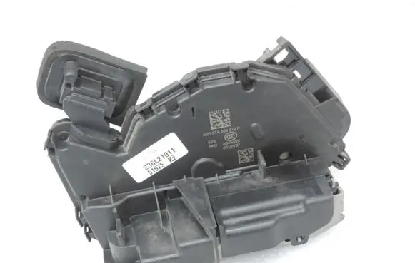 Cupra Leon Rear door lock 5TA839016K 5TA839016P