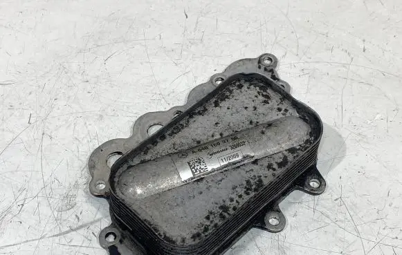 Mercedes-Benz B W245 Engine oil radiator A6401800765 112009 3269032