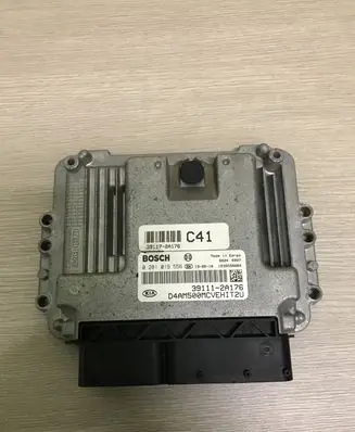 Renault Megane III Engine control unit/module 0281019556