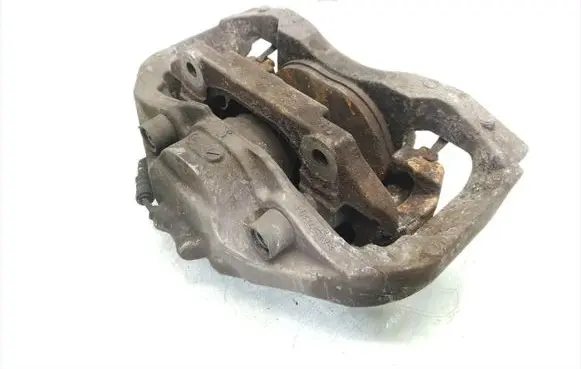 BMW 7 F01 F02 F03 F04 Front brake caliper