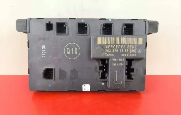 Mercedes-Benz C W203 Door control unit/module 2038201585