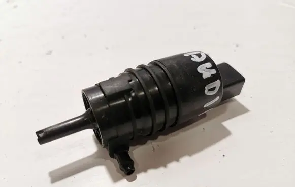 Audi A4 S4 B7 8E 8H Windscreen/windshield washer pump 3148700004