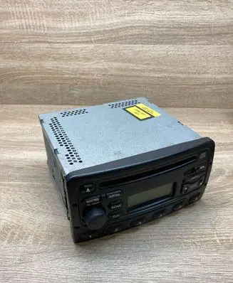 Ford Focus Radio/CD/DVD/GPS head unit 1S4F18C838BA