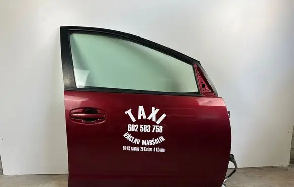 Toyota Prius (XW20) Front door 