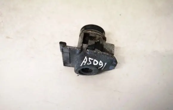 Land Rover Discovery 3 - LR3 Front door lock (next to the handle) 