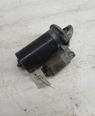 Volvo V70 Starter motor 0001109041