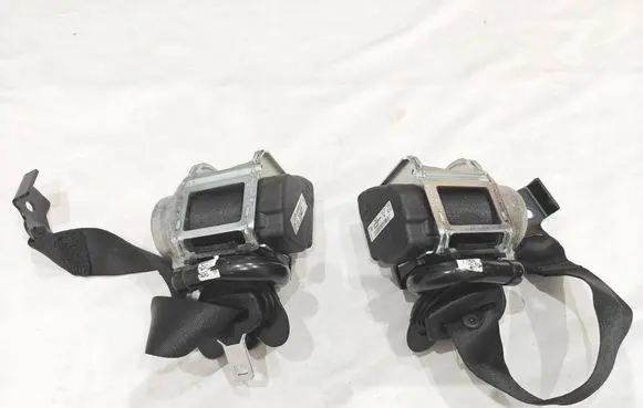 Mini One - Cooper F56 F55 Rear seatbelt S4731336806X