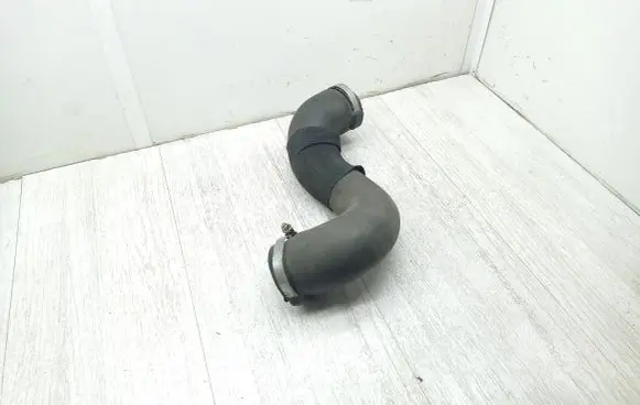 Peugeot 5008 Intercooler hose/pipe