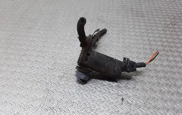 Land Rover Range Rover Sport L320 Windscreen/windshield washer pump