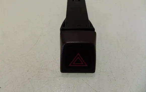 Volvo S40 Hazard light switch 30739296 06W151