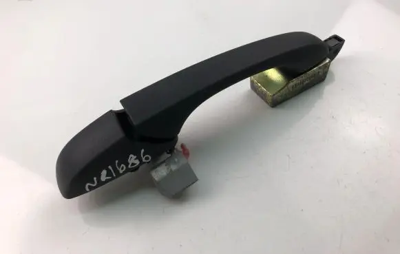 Dodge Caliber Front door exterior handle 05160321AA