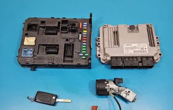 Citroen Berlingo Engine control unit/module ECU 0281013872 IMPRK1525078