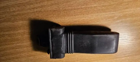 Audi Q3 8U Rear door check strap stopper 8U0837267