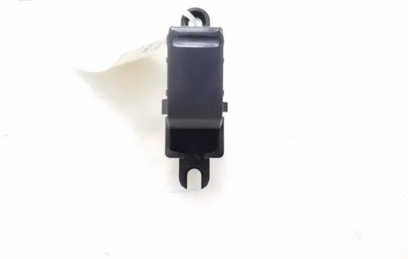 Nissan X-Trail T30 Electric window control switch