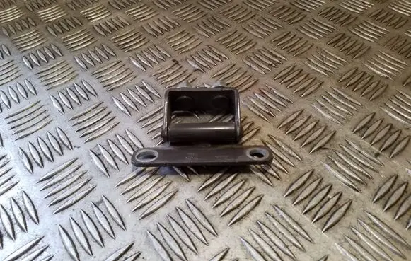 KIA Sportage Tailgate/trunk/boot hinge