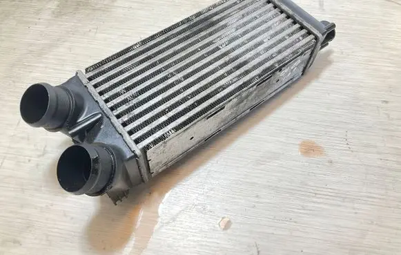 Citroen C4 I Picasso Intercooler radiator 9656503980
