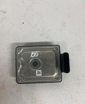 Audi Q3 F3 Distronic sensor radar 2Q0907561J 2Q0907572D