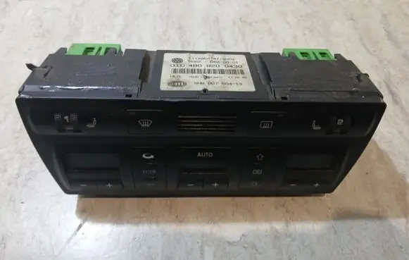 Audi A6 S6 C5 4B Climate control unit 4B0820043Q