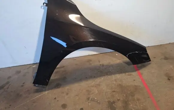 Volvo V60 Fender