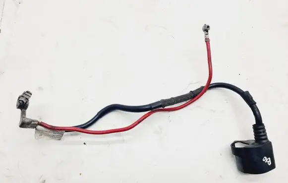 Volkswagen PASSAT B6 Positive cable (battery) 1K0971228L