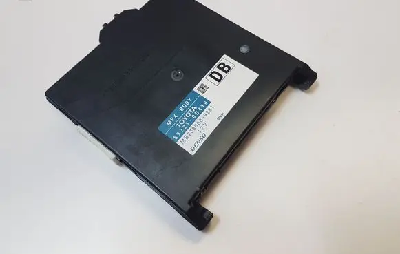 Toyota Yaris Other control units/modules 892210D470