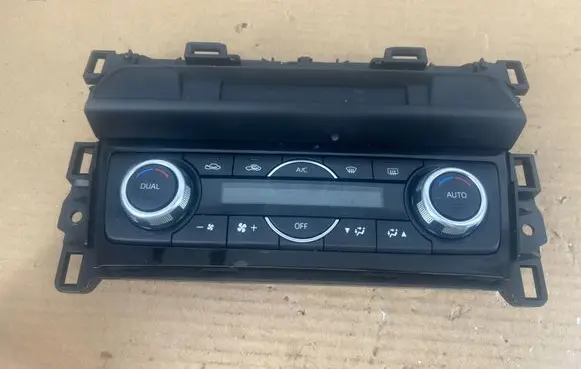 Mazda 6 Climate control unit GRS761190B 7D18B0034
