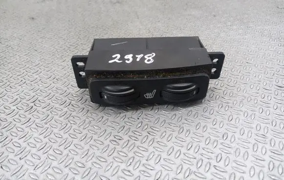 Toyota Avensis T250 Seat heating switch 453417